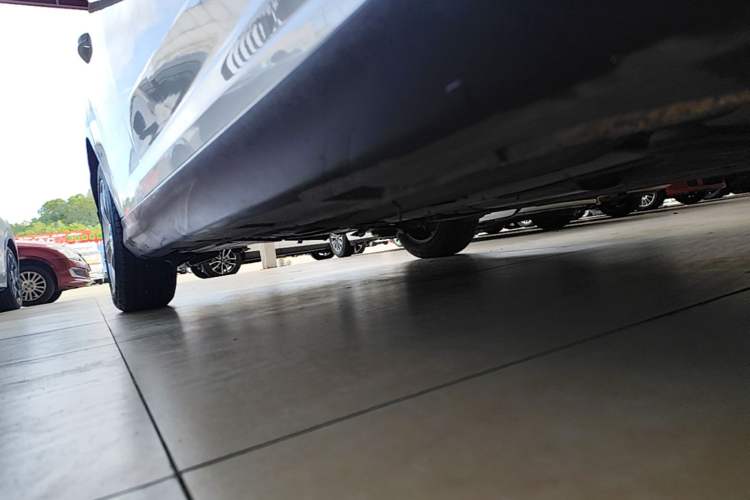 Used Ford Focus 2015 Hatchback 1.6L Manual Comfort Edition Right Side Sill