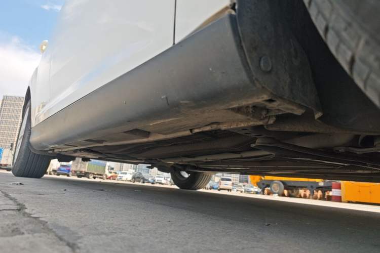Used Ford Focus 2015 Sedan EcoBoost 180 Automatic Elite Model Right Side Sill
