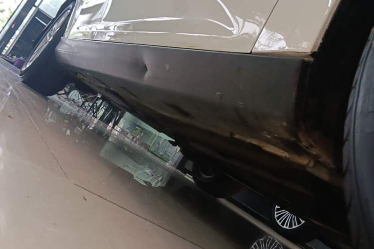 Used Ford Focus 2015 Sedan 1.6L Automatic Trend Model Right Side Sill