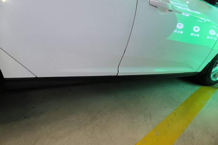 Used Ford Focus 2015 Hatchback EcoBoost 180 Automatic Elite Model Right Side Sill
