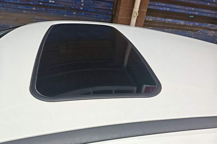 Used Ford Focus 2015 Hatchback 1.6L Automatic Fashion Edition Roof