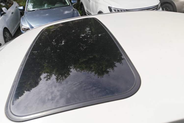Used Ford Focus 2015 Sedan 1.6L Manual Fashion Edition Roof