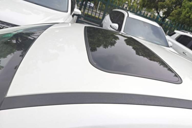 Used Ford Focus 2015 Sedan 1.6L Automatic Trend Model Roof