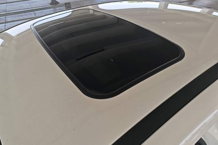 Used Ford Focus 2015 Sedan 1.6L Automatic Trend Model Roof
