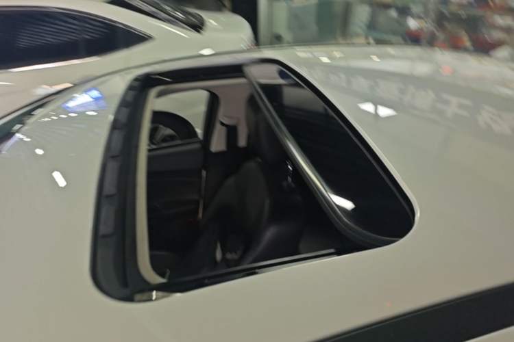 Used Ford Focus 2015 Sedan EcoBoost 180 Automatic Elite Model Roof