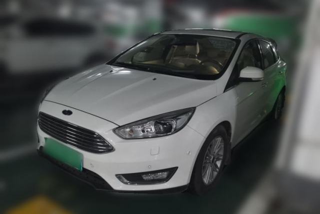 Used Ford Focus 2015 Sedan EcoBoost 180 Automatic Flagship Model