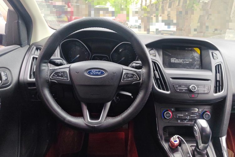Used Ford Focus 2015 Hatchback EcoBoost 180 Automatic Elite Model Steering Wheel
