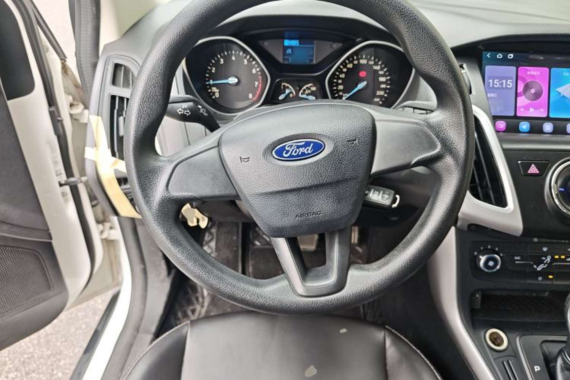 Used Ford Focus 2015 Hatchback 1.6L Automatic Comfort Model Steering Wheel