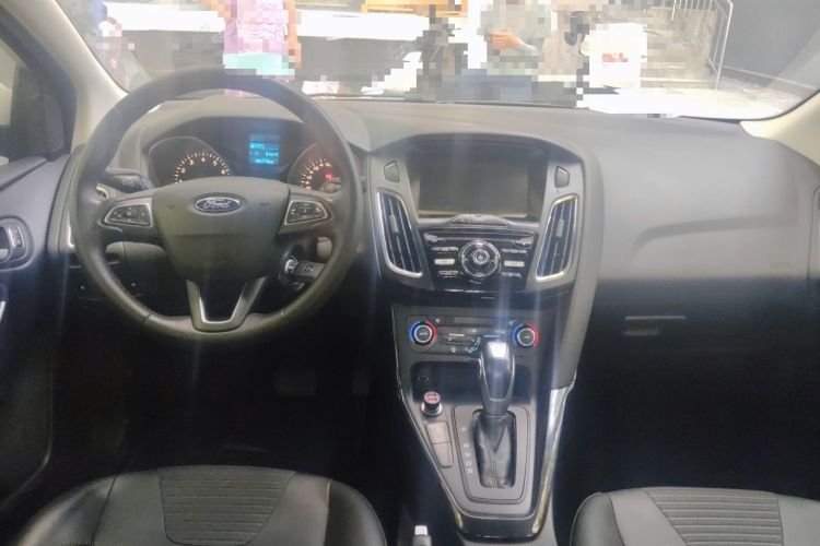 Used Ford Focus 2015 Sedan EcoBoost 125 Automatic Supreme Style Edition Steering Wheel