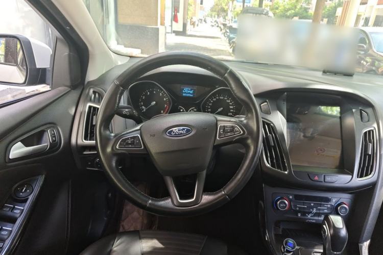Used Ford Focus 2015 Sedan 1.6L Automatic Trend Model Steering Wheel