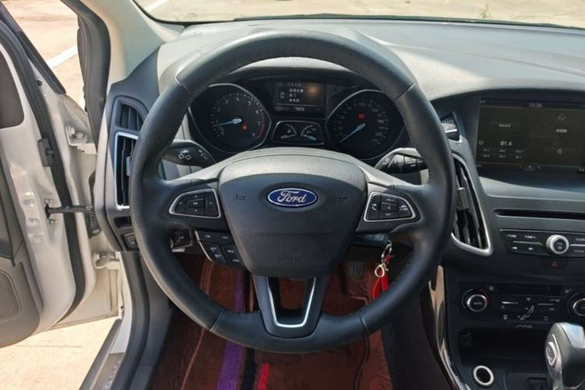 Used Ford Focus 2015 Sedan EcoBoost 180 Automatic Elite Model Steering Wheel