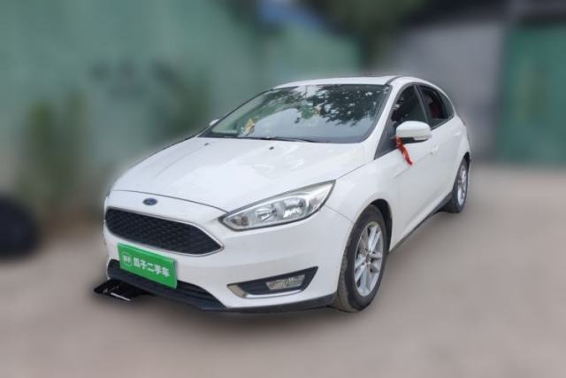 Used Ford Focus 2015 Hatchback EcoBoost 125 Manual – Ultra-Style Edition