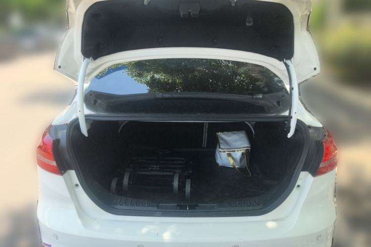 Used Ford Focus 2015 Sedan 1.6L Automatic Comfort Model Trunk