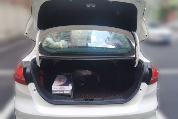 Used Ford Focus 2015 Sedan 1.6L Automatic Trend Model Trunk