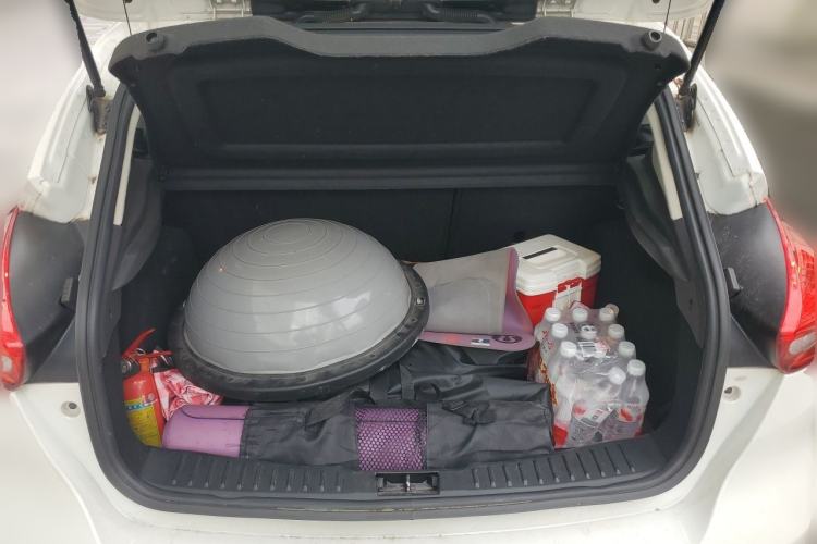 Used Ford Focus 2015 Hatchback 1.6L Automatic Fashion Edition Trunk