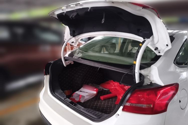 Used Ford Focus 2015 Sedan 1.6L Automatic Comfort Model Trunk