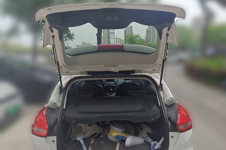 Used Ford Focus 2015 Hatchback EcoBoost 180 Automatic Elite Model Trunk