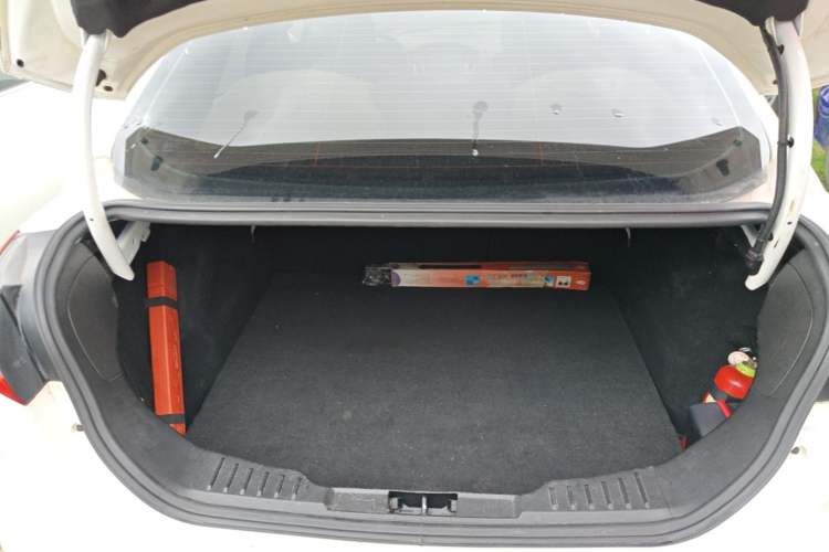 Used Ford Focus 2015 Sedan 1.6L Automatic Trend Model Trunk