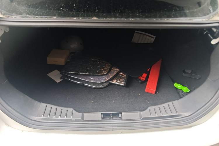 Used Ford Focus 2015 Sedan 1.6L Automatic Trend Model Trunk