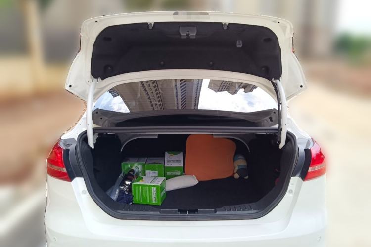 Used Ford Focus 2015 Sedan EcoBoost 125 Automatic Supreme Style Edition Trunk