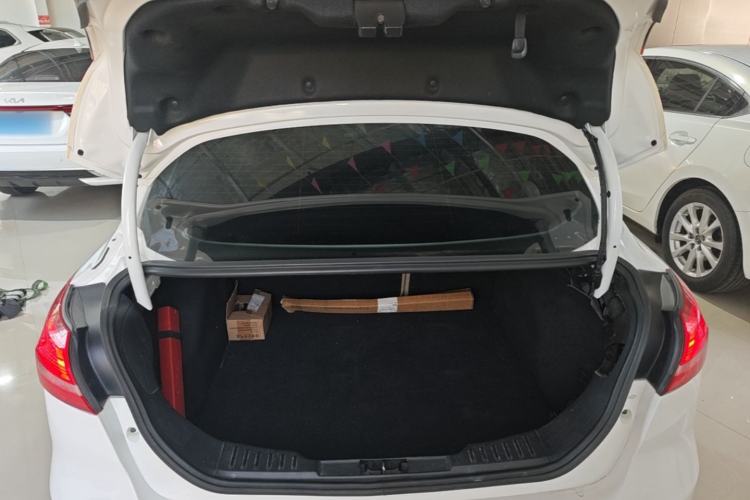 Used Ford Focus 2015 Sedan 1.6L Automatic Comfort Model Trunk