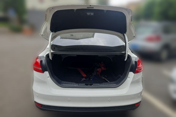 Used Ford Focus 2015 Sedan 1.6L Automatic Trend Model Trunk
