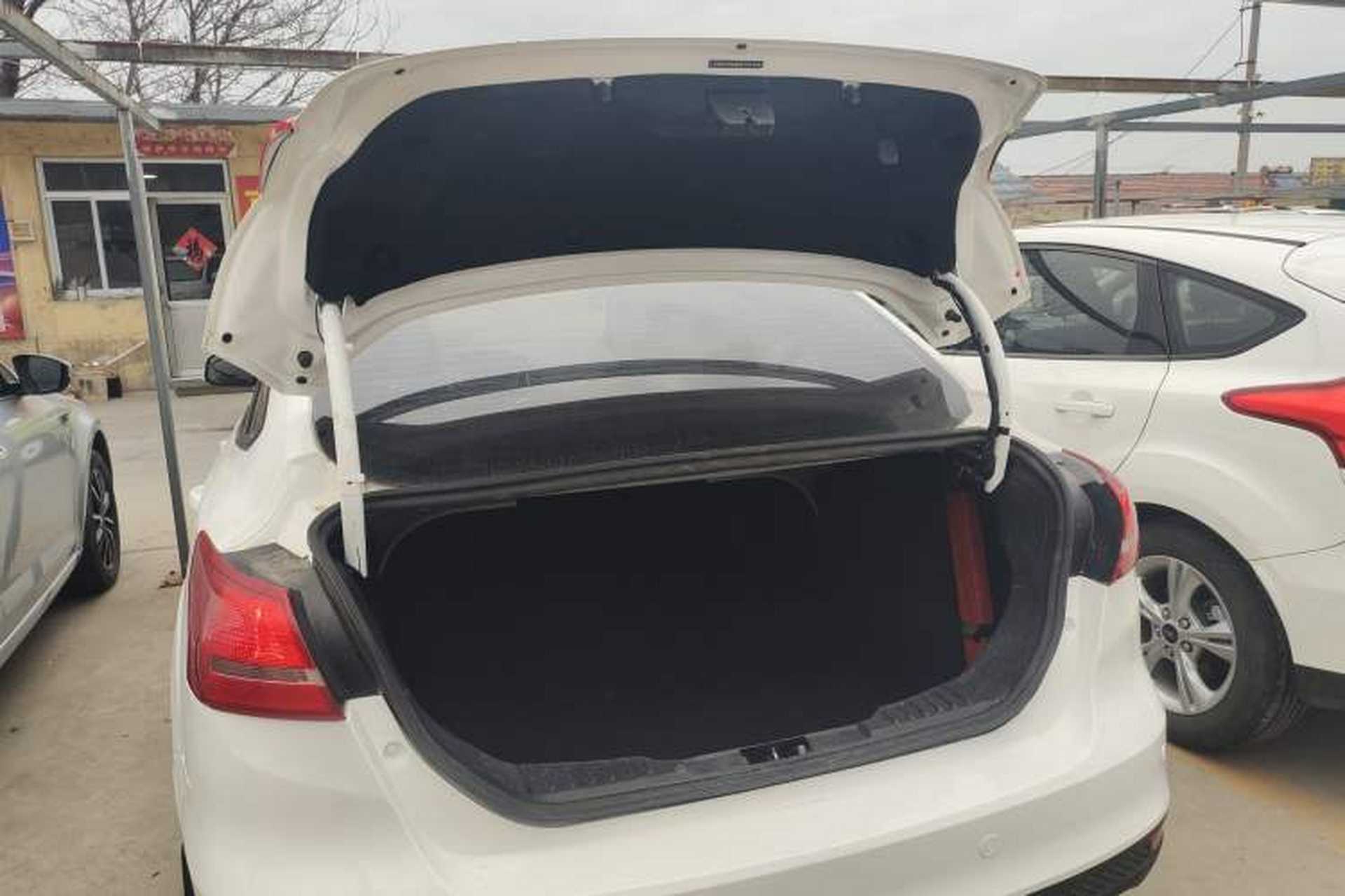 Used Ford Focus 2015 Sedan 1.6L Automatic Trend Model Trunk