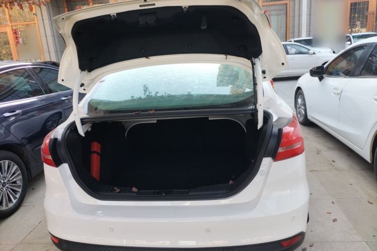 Used Ford Focus 2015 Sedan 1.6L Automatic Trend Model Trunk