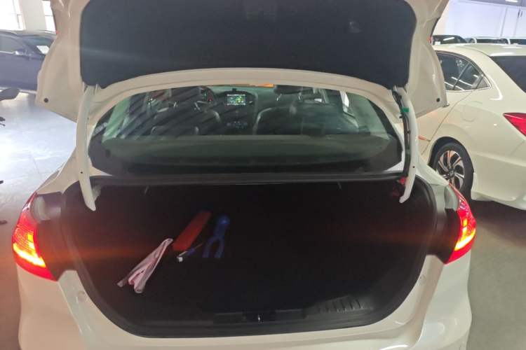 Used Ford Focus 2015 Sedan EcoBoost 180 Automatic Elite Model Trunk