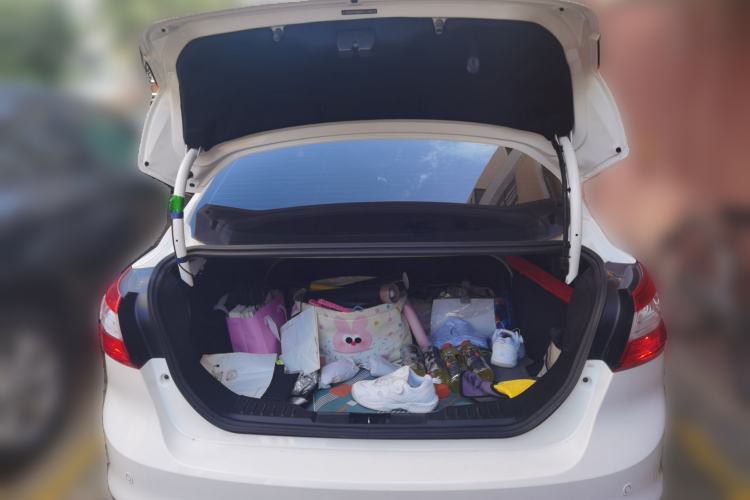 Used Ford Focus 2015 Sedan 1.6L Automatic Trend Model Trunk