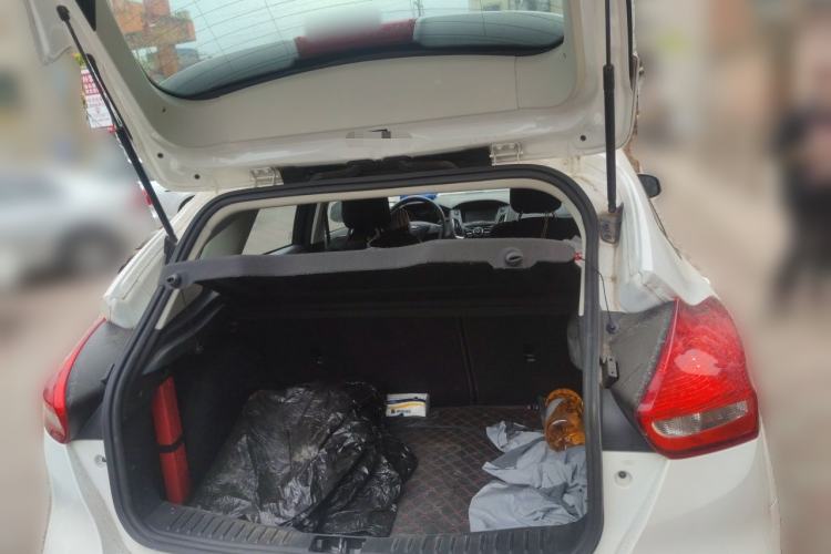 Used Ford Focus 2015 Hatchback 1.6L Automatic Comfort Model Trunk