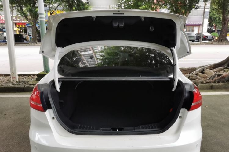 Used Ford Focus 2015 Sedan 1.6L Automatic Trend Model Trunk
