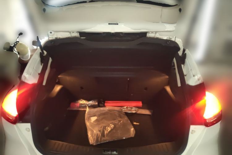 Used Ford Focus 2015 Hatchback 1.6L Automatic Comfort Model Trunk