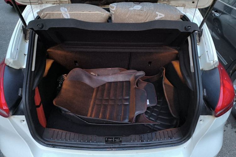 Used Ford Focus 2015 Hatchback EcoBoost 180 Automatic Elite Model Trunk