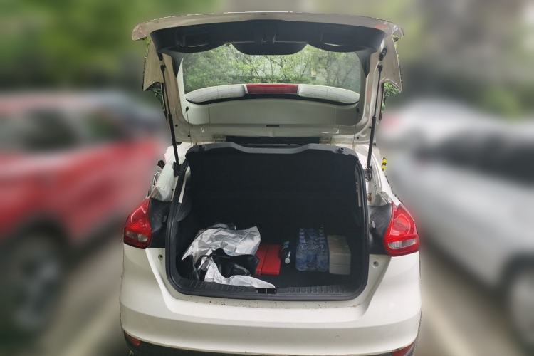 Used Ford Focus 2015 Hatchback 1.6L Automatic Comfort Model Trunk