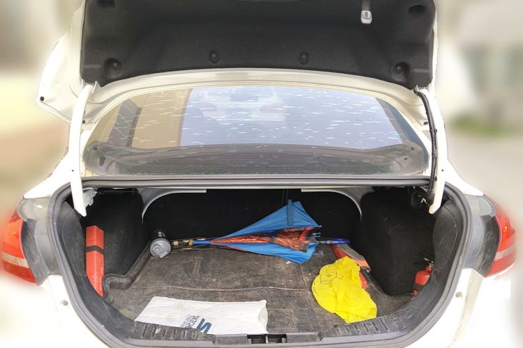 Used Ford Focus 2015 Sedan EcoBoost 125 Manual – Ultra-Style Edition Trunk