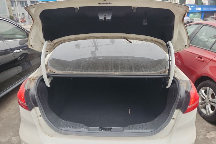 Used Ford Focus 2015 Sedan 1.6L Automatic Trend Model Trunk