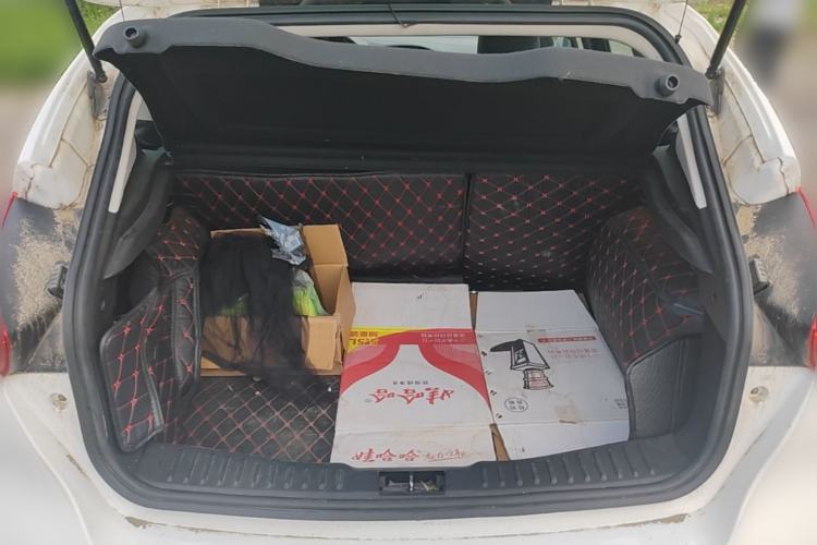 Used Ford Focus 2015 Hatchback 1.6L Automatic Fashion Edition Trunk