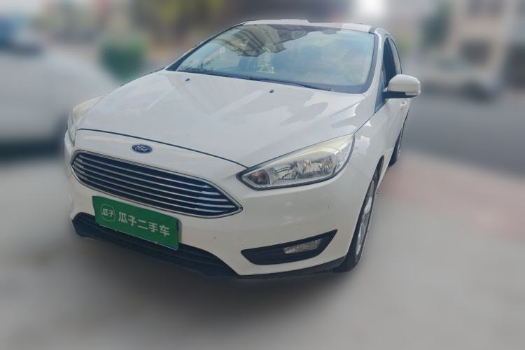 Ford Focus 2015 Sedan 1.6L Manual Comfort Model usado Guazi used car, China used car export, Used car for sale, Used cars, Cheapest cars for sale