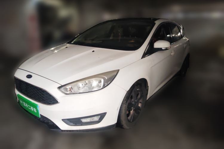 Used Ford Focus 2015 Hatchback 1.6L Automatic Comfort Model Guazi used car, China used car export, Used car for sale, Used  cars, Cheapest cars for sale