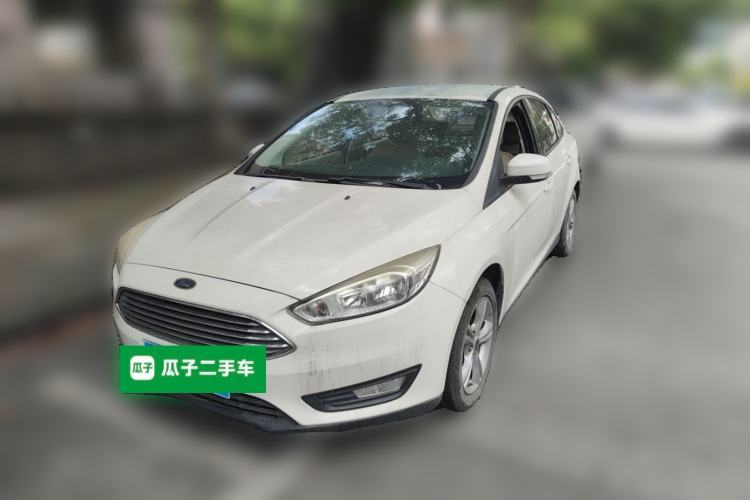 Used Ford Focus 2015 Sedan 1.6L Manual Comfort Model Guazi used car, China used car export, Used car for sale, Used cars, Cheapest cars for sale