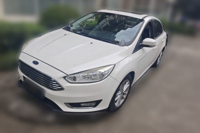 Used Ford Focus 2015 Sedan 1.6L Manual Fashion Edition