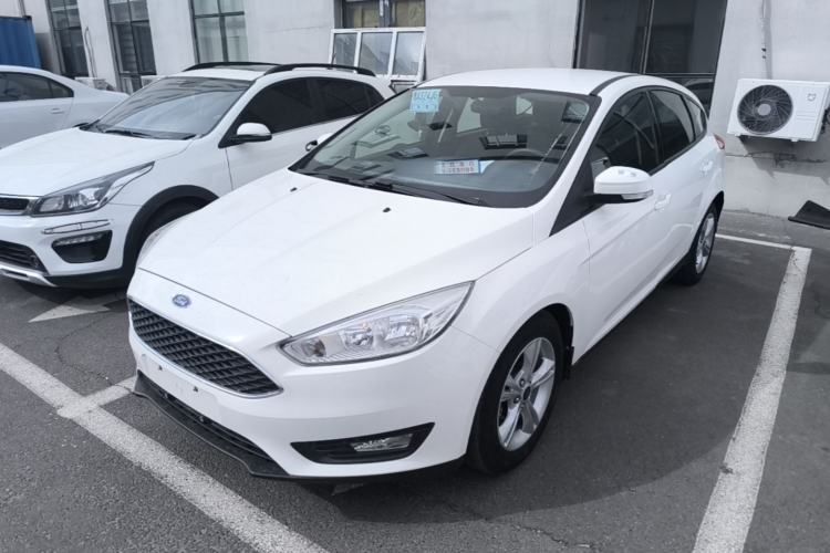 Used Ford Focus 2015 Hatchback 1.6L Automatic Comfort Model Guazi used car, China used car export, Used car for sale, Used  cars, Cheapest cars for sale