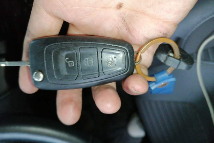 Used Ford Focus 2015 Hatchback EcoBoost 125 Automatic Supreme Style Edition Vehicle Key