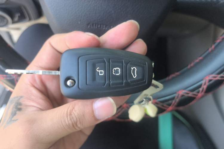 Used Ford Focus 2015 Sedan 1.6L Automatic Comfort Model Vehicle Key