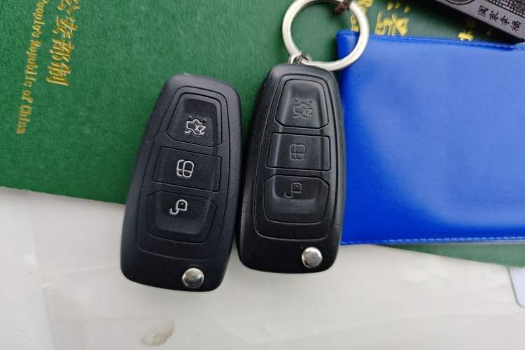 Used Ford Focus 2015 Hatchback EcoBoost 180 Automatic Elite Model Vehicle Key