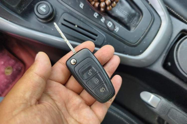 Used Ford Focus 2015 Hatchback 1.6L Automatic Comfort Model Vehicle Key
