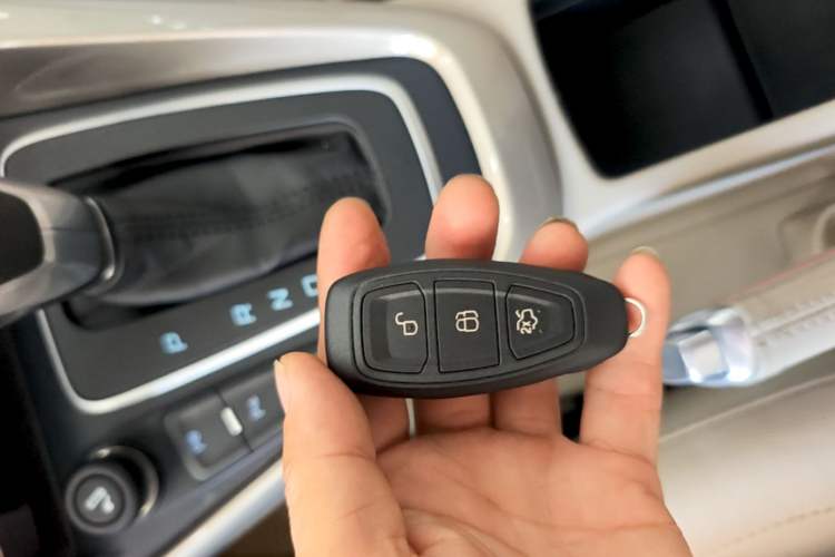 Used Ford Focus 2015 Sedan EcoBoost 180 Automatic Flagship Model Vehicle Key