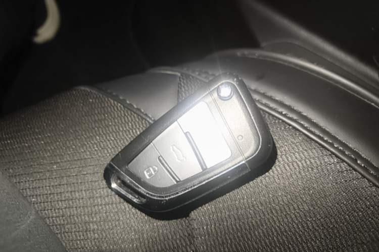Used Ford Focus 2015 Hatchback 1.6L Automatic Comfort Model Vehicle Key