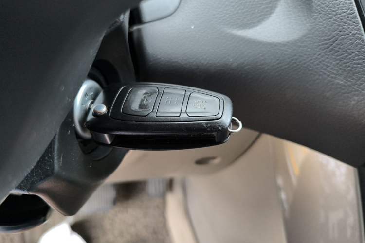 Used Ford Focus 2015 Hatchback EcoBoost 180 Automatic Elite Model Vehicle Key